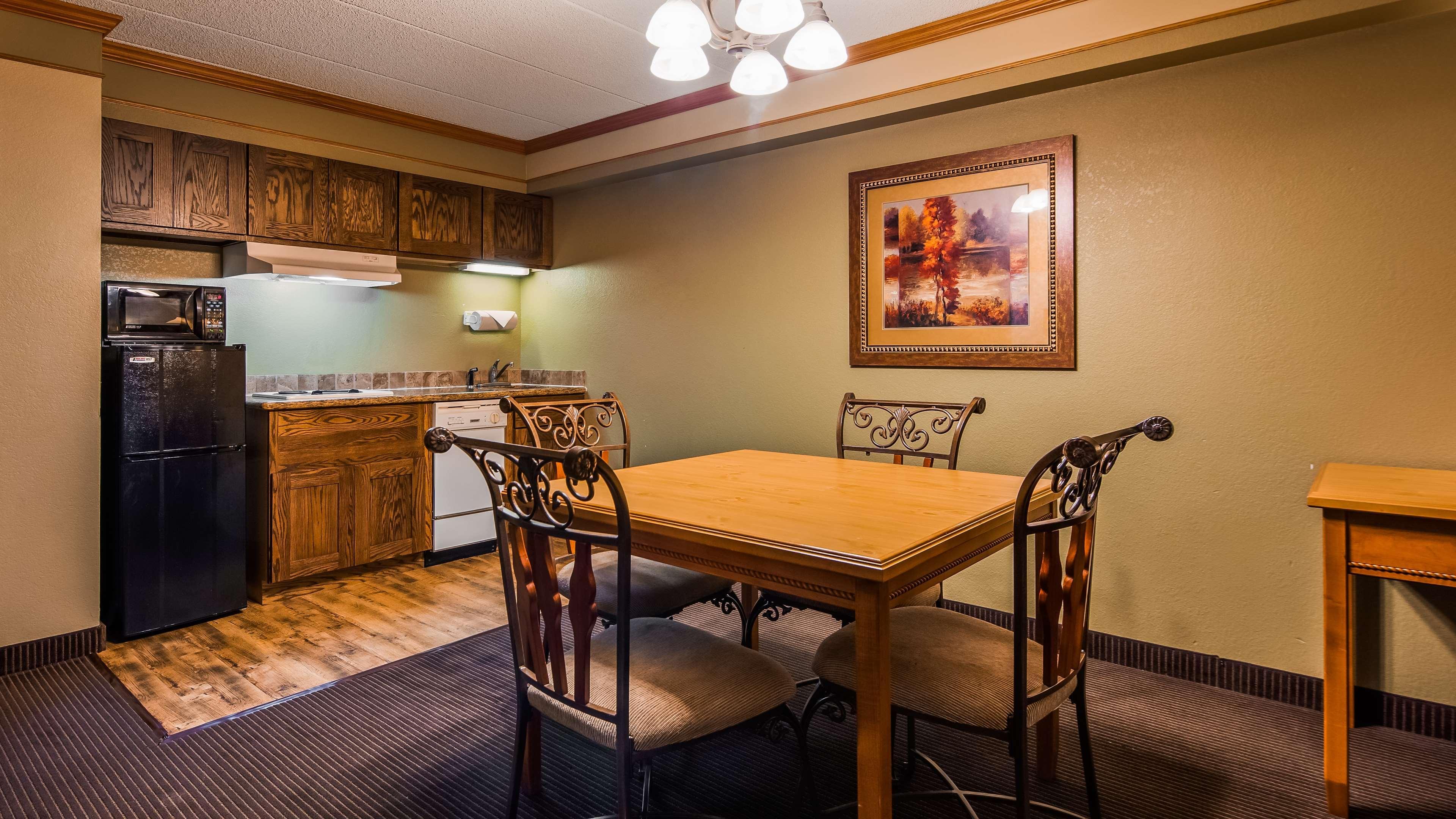 Best Western Plus Sidney Lodge Buitenkant foto