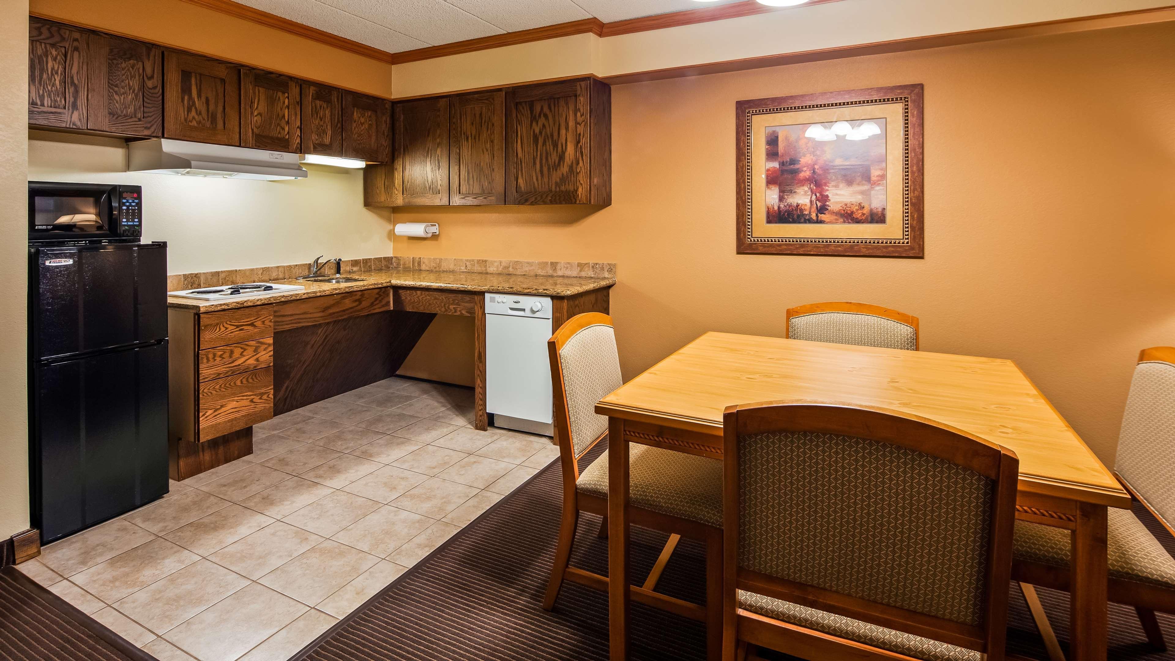Best Western Plus Sidney Lodge Buitenkant foto