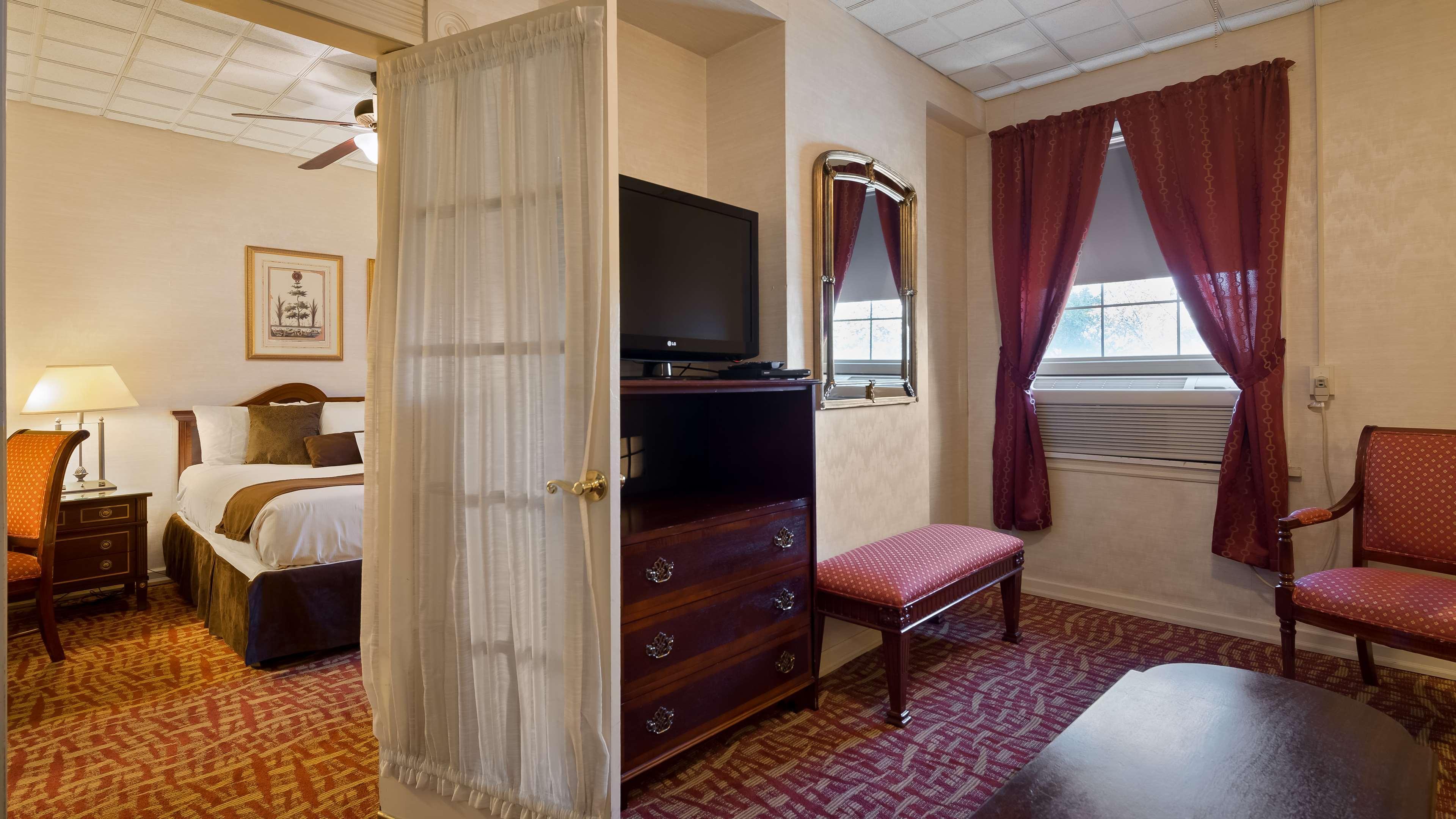 Best Western Plus Sidney Lodge Buitenkant foto