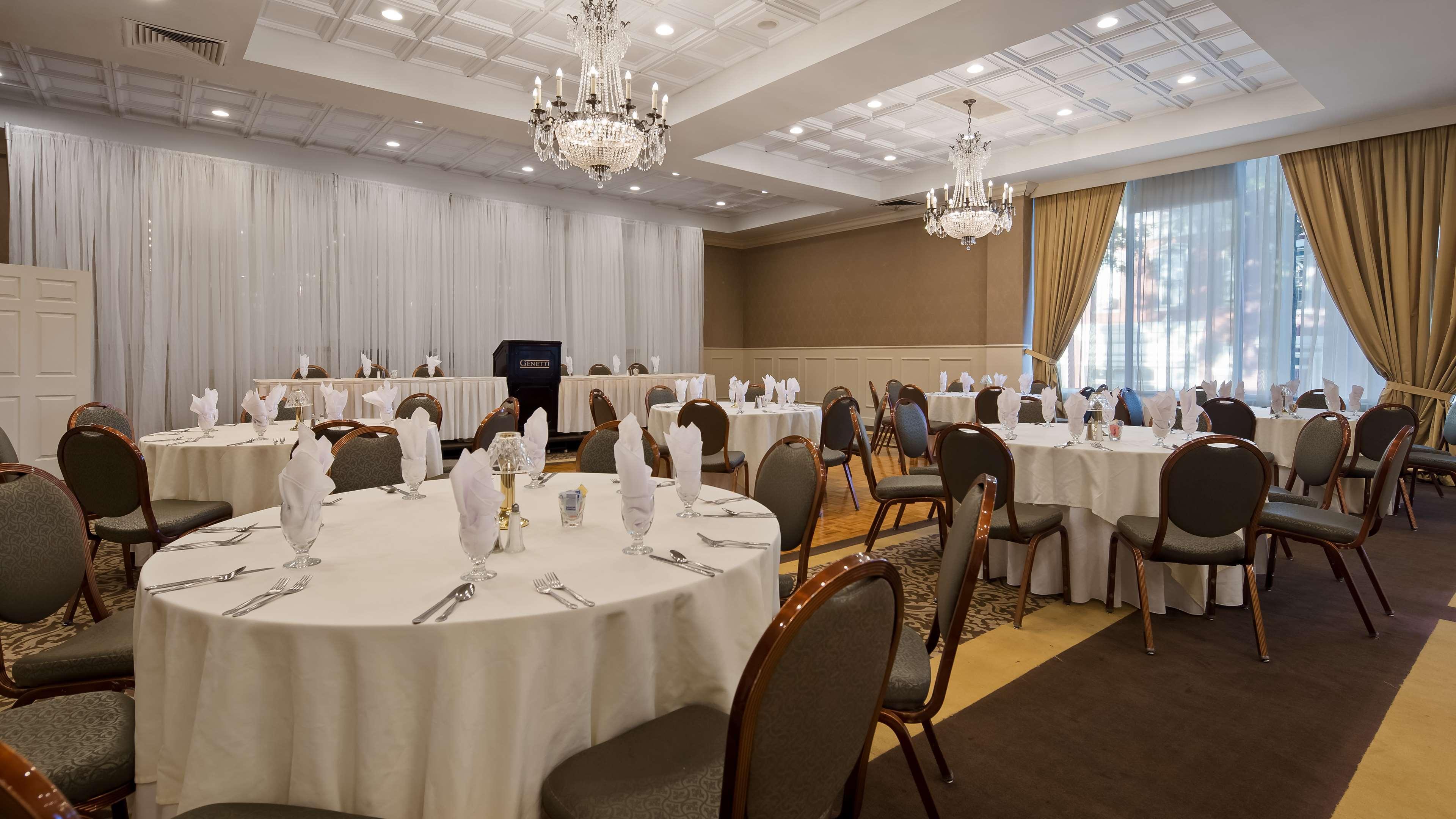 Best Western Plus Sidney Lodge Buitenkant foto